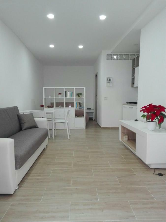 Apartament Al Centro Di Cagliari Zewnętrze zdjęcie