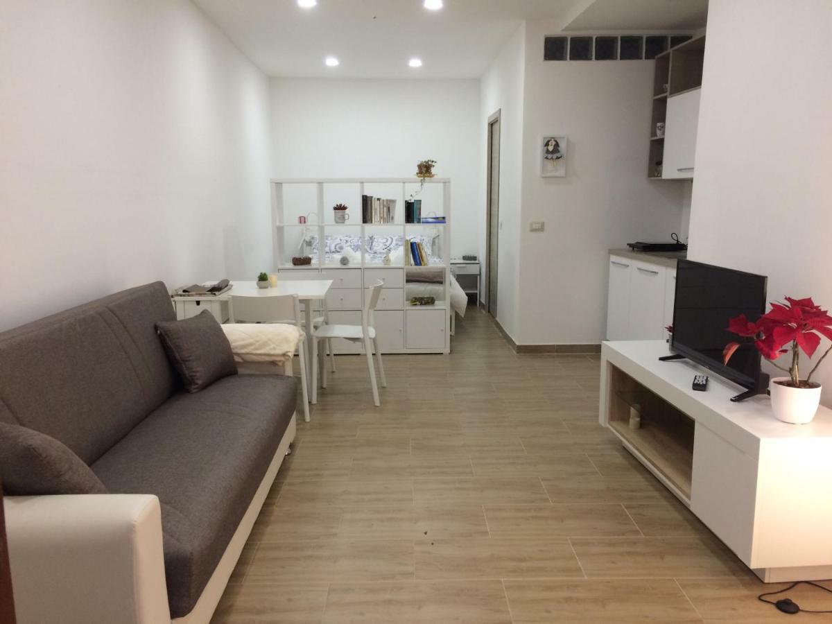 Apartament Al Centro Di Cagliari Zewnętrze zdjęcie